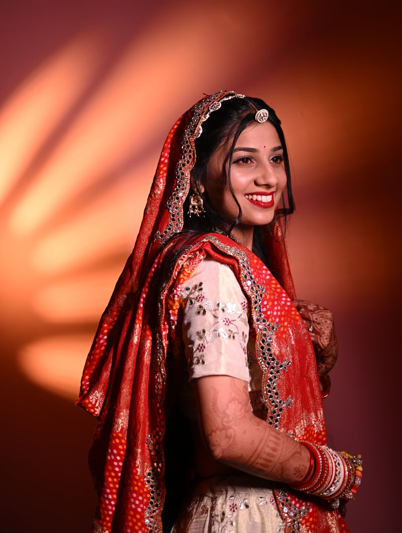 WEDDING POSE LIGHTING EFFECT